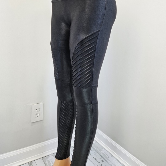 SPANX Faux Leather Moto Leggings | Size Medium - Picture 4 of 8